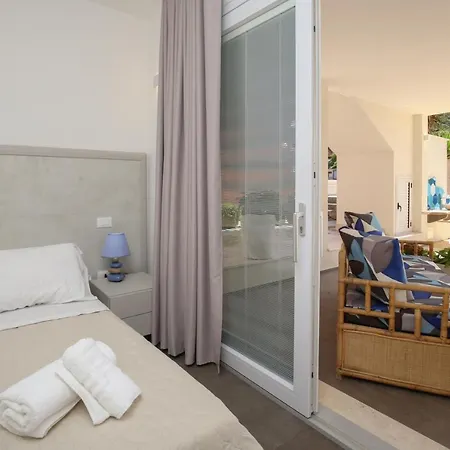 Casa Le Terrazze Via Parigi,23 * كاستيلساردو