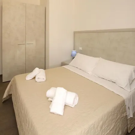 Casa Le Terrazze Via Parigi,23 كاستيلساردو